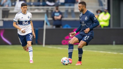 Sporting Kansas City blank Vancouver Whitecaps 3-0