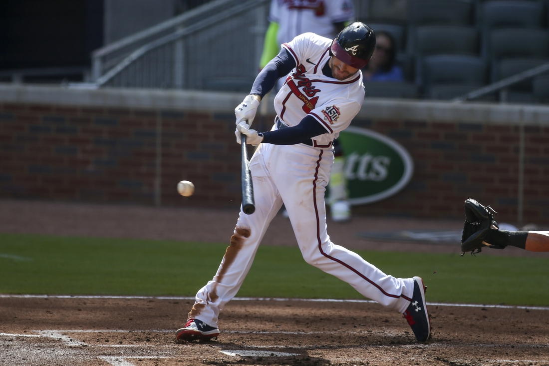 Ozzie Albies' two-run homer, 05/22/2021