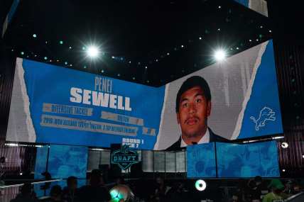 Detroit Lions star rookie Penei Sewell tests positive for COVID-19, won’t attend camp