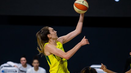 Sabrina Ionescu, Breanna Stewart named top WNBA players this week