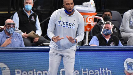 Penny Hardaway staying at Memphis, reportedly joined by Larry Brown