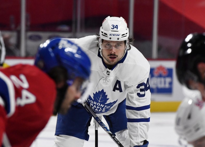 May 24, 2021; Montreal, Quebec, CAN;Toronto Maple Leafs forward Auston Matthews (34) prepares for a face off against the Montreal Canadiens during the first period in game three of the first round of the 2021 Stanley Cup Playoffs at the Bell Centre. Mandatory Credit: Eric Bolte-USA TODAY Sports