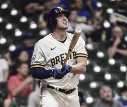Milwaukee Brewers’ Travis Shaw helped off field with arm injury