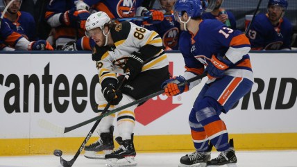 WATCH: Boston Bruins take 2-1 series lead after edging New York Islanders in OT