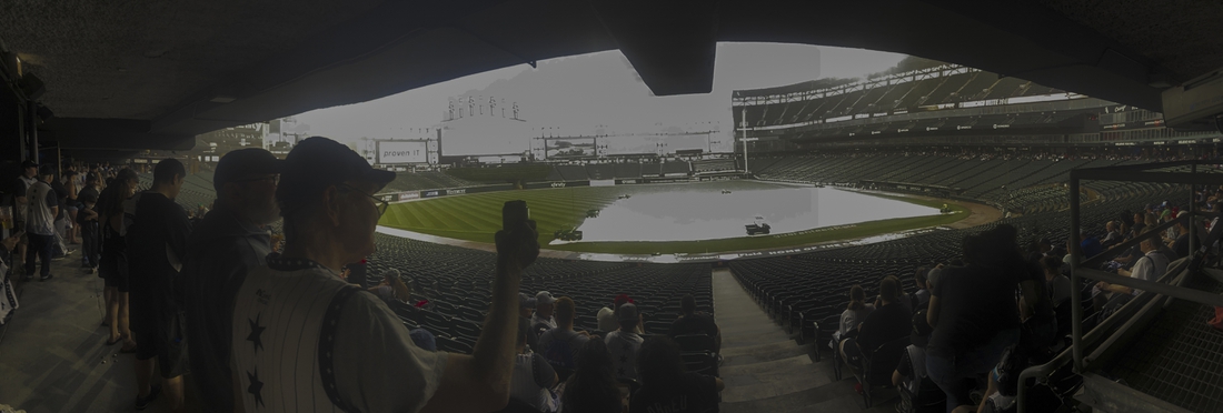 Seattle Mariners-Chicago White Sox suspended due to heavy rain