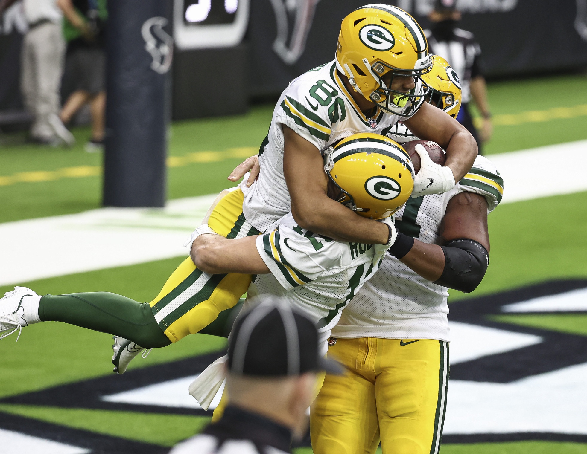 Aaron Rodgers Serves as Groomsman at Randall Cobb's Wedding