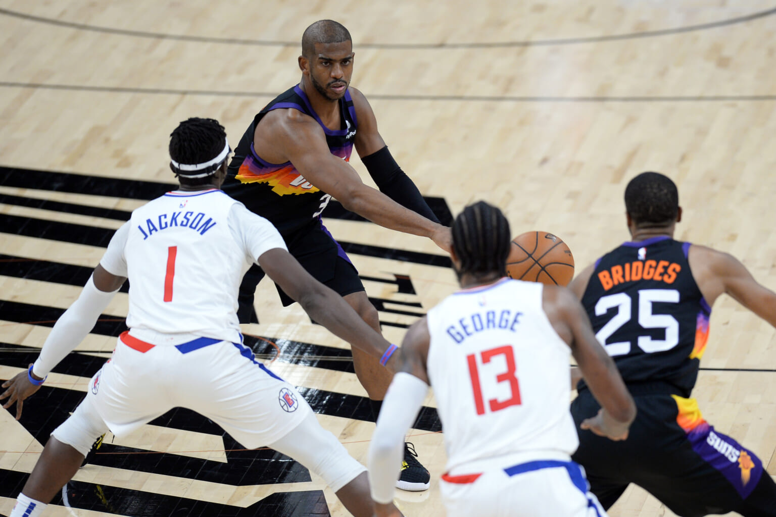 PREVIEW: Los Angeles Clippers Take On Phoenix Suns In Game 1 Of Western Conference Finals