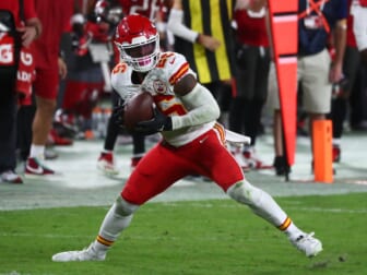 Le’Veon Bell takes shot at Andy Reid on Instagram