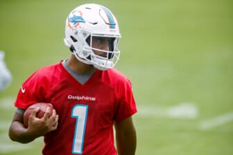 NFL insider weighs in on Tua Tagovailoa’s early practice struggles with Miami Dolphins