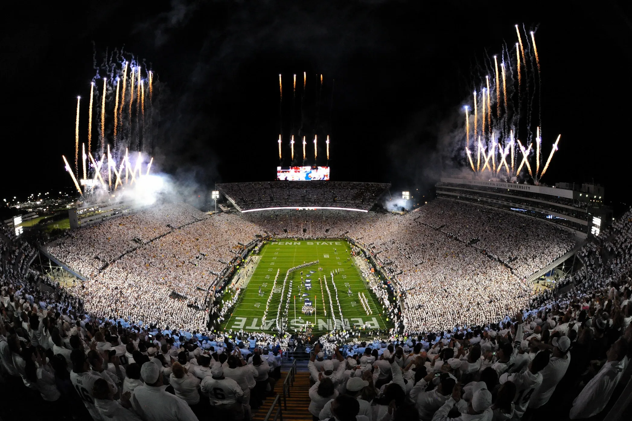 The Best College Football Stadiums to Visit