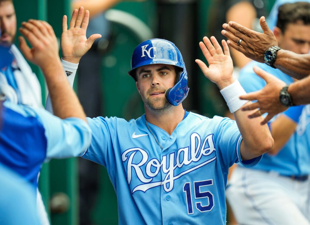 Royals' Whit Merrifield removed from game with injury amid trade