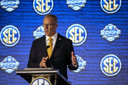 SEC commissioner: COVID-19 schedule changes not planned in ’21