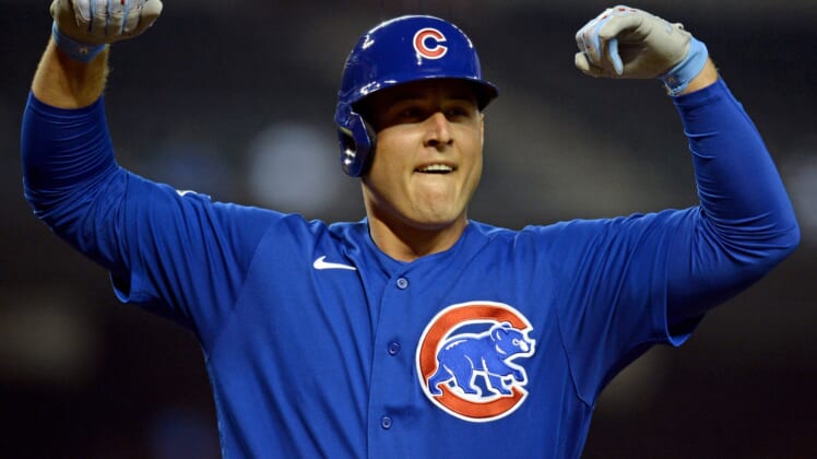 New York Yankees acquire Anthony Rizzo in trade with Chicago Cubs