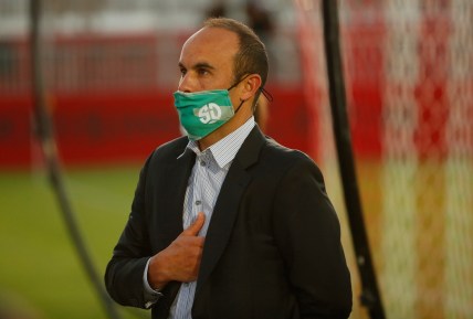 April 30, 2021; Phoenix, Arizona, USA; SD Loyal manager Landon Donovan puts his hand over his heart during the national anthem during the season opener at the Phoenix Rising's new stadium.  Patrick Breen-Arizona Republic

Sd Loyal Vs Phoenix Rising