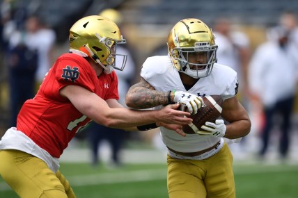 Notre Dame Fighting Irish look to take out Florida State Seminoles in prime time