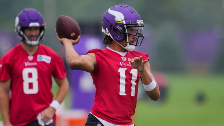 Minnesota Vikings activate QB Kellen Mond from COVID-19 list