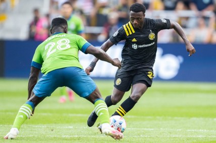 WATCH: Seattle Sounders rally in final minutes to stun Columbus Crew