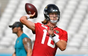 Jaguars quarterback (16) Trevor Lawrence during drills Sunday. The Jacksonville Jaguars held their practice session Sunday, August 8, 2021 in front of a limited number of fans on the turf at TIAA Bank Field in Jacksonville, FL. [Bob Self/Florida Times-Union]Jki 080821 Jaguarsscrimmag 4