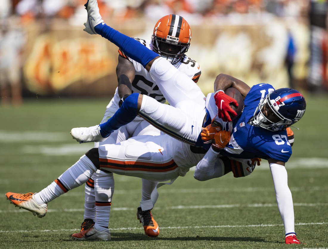 Backup quarterbacks lead Cleveland Browns over New York Giants