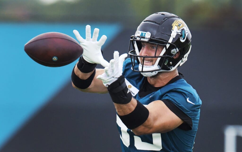 Tim Tebow struggles in Jacksonville Jaguars debut, roster odds dwindling