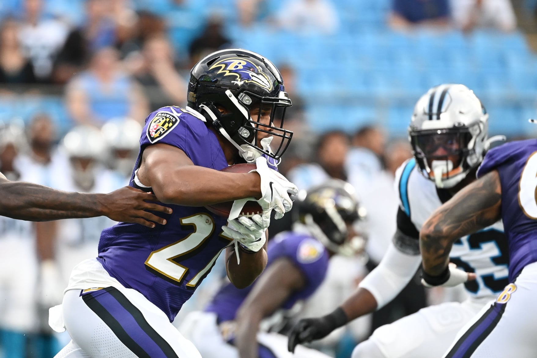 Baltimore Ravens' J.K. Dobbins suffers knee injury in preseason finale