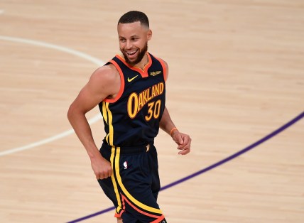Warriors-Stephen-Curry-against-Lakers