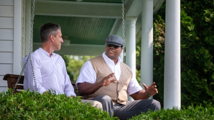 Kevin Burkhardt of Fox Sports and Frank Thomas film a video at the Field of Dreams movie site outside of Dyersville, Wednesday, Aug. 11, 2021.Fieldofdreams45 Jpg