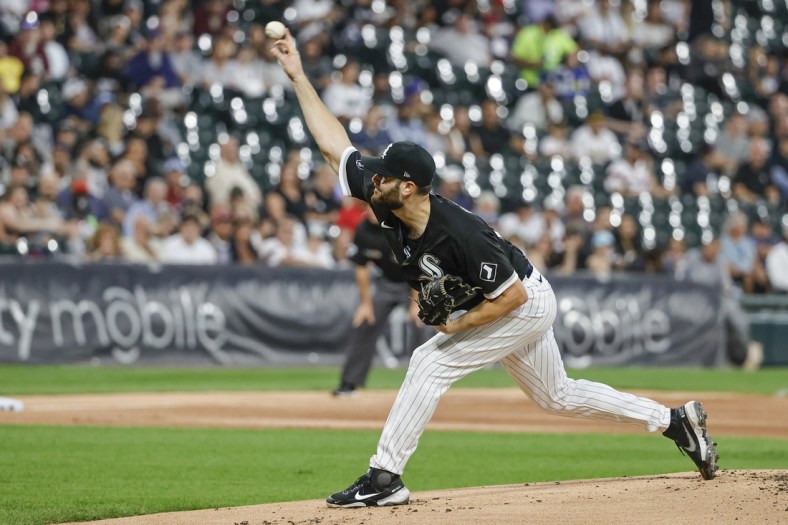 Aug 31, 2021; Chicago, Illinois, USA; Chicago White Sox starting pitcher Lucas Giolito (27) delivers against the Pittsburgh Pirates during the first inning at Guaranteed Rate Field. Mandatory Credit: Kamil Krzaczynski-USA TODAY Sports