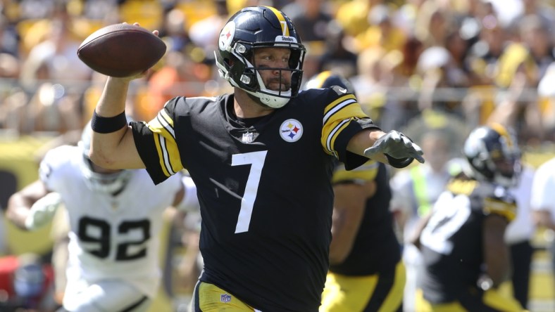 Sep 19, 2021; Pittsburgh, Pennsylvania, USA;  Pittsburgh Steelers quarterback Ben Roethlisberger (7) passes the ball against the Las Vegas Raiders during the second quarter at Heinz Field. Mandatory Credit: Charles LeClaire-USA TODAY Sports