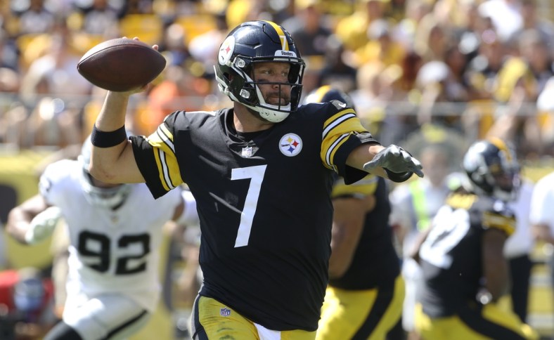 Sep 19, 2021; Pittsburgh, Pennsylvania, USA;  Pittsburgh Steelers quarterback Ben Roethlisberger (7) passes the ball against the Las Vegas Raiders during the second quarter at Heinz Field. Mandatory Credit: Charles LeClaire-USA TODAY Sports