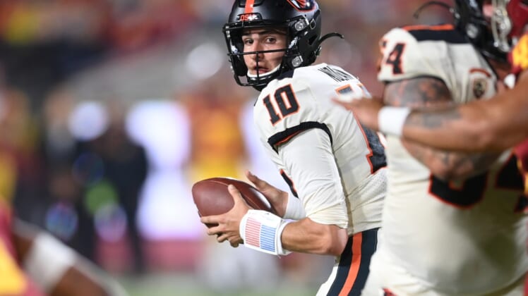 Sep 25, 2021; Los Angeles, California, USA; Oregon State Beavers quarterback Chance Nolan (10) looks to pass the ball in the first half of the game against the Oregon State Beavers at United Airlines Field at Los Angeles Memorial Coliseum. Mandatory Credit: Jayne Kamin-Oncea-USA TODAY Sports