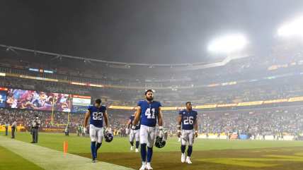 New York Giants create new ways to lose and fall to Washington 30-29