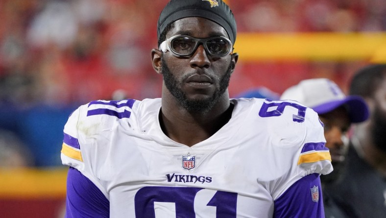 Aug 27, 2021; Kansas City, Missouri, USA; Minnesota Vikings defensive end Stephen Weatherly (91) on the sidelines during the game against the Kansas City Chiefs at GEHA Field at Arrowhead Stadium. Mandatory Credit: Denny Medley-USA TODAY Sports