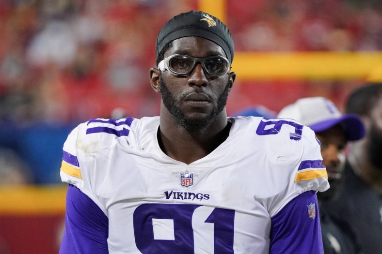 Aug 27, 2021; Kansas City, Missouri, USA; Minnesota Vikings defensive end Stephen Weatherly (91) on the sidelines during the game against the Kansas City Chiefs at GEHA Field at Arrowhead Stadium. Mandatory Credit: Denny Medley-USA TODAY Sports