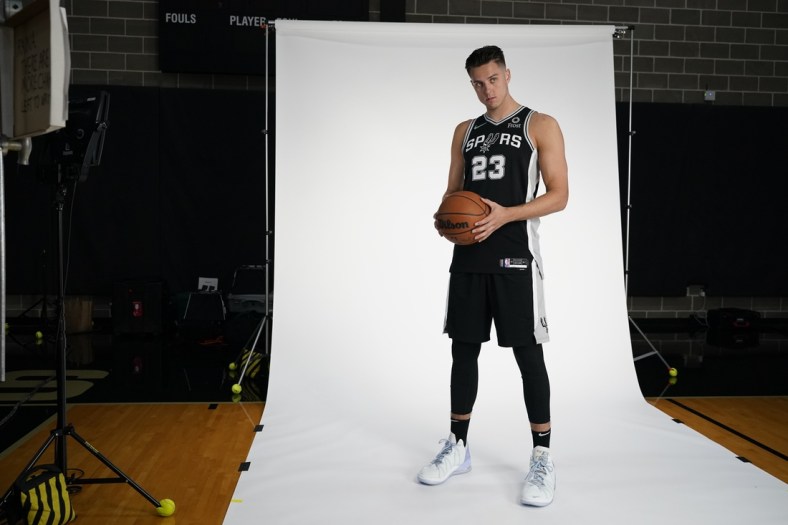 Sep 27, 2021; San Antonio, TX, USA; San Antonio Spurs Zach Collins (23) poses for photos and video during media day. Mandatory Credit: Scott Wachter-USA TODAY Sports
