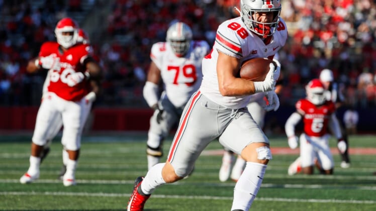 Ohio State Buckeyes tight end Jeremy Ruckert (88) runs into the end zone for a touchdown during the second quarter of a NCAA Division I football game between the Rutgers Scarlet Knights and the Ohio State Buckeyes on Saturday, Oct. 2, 2021 at SHI Stadium in Piscataway, New Jersey.Cfb Ohio State Buckeyes At Rutgers Scarlet Knights