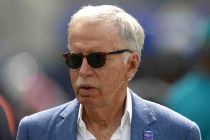 NFL owners angry Stan Kroenke skipping out on legal fees
