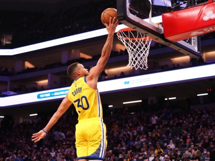 Oct 24, 2021; Sacramento, California, USA; Golden State Warriors guard Stephen Curry (30) goes up for the layup against the Sacramento Kings] during the second quarter at Golden 1 Center. Mandatory Credit: Kelley L Cox-USA TODAY Sports