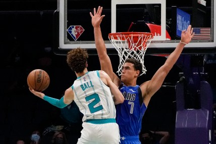 NBA scout offers wild, Hall of Fame comparison for Hornets’ star LaMelo Ball