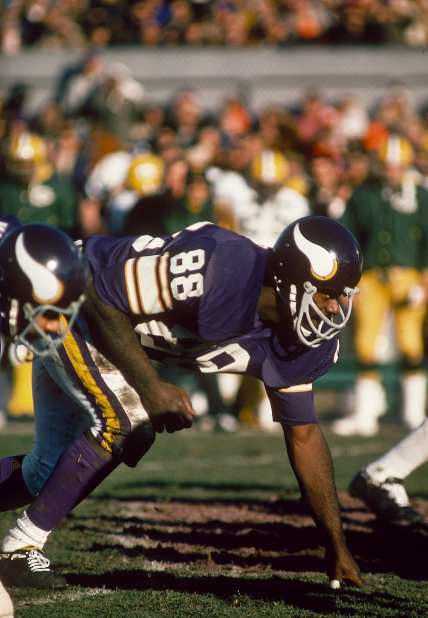 Pending: Vintage Alan Page Minnesota Vikings Champion 