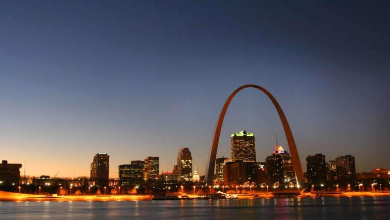 12/14/04 St. Louis, MO ? Gateway Arch---- View of Gateway Arch and St. Louis skyline on the bank of the Mississippi River in St. Louis, MO.  the site of the 2005 Final Four . The arch reaches a height of 630 feet, which is also the distance from leg to leg at ground level. Construction of the arch began February 1963 and was completed July 1965. The arch is made of 142 sections of 1/4 inch stainless steel.

Xxx C01 V2 St Louis 0113 S Bkc Mo