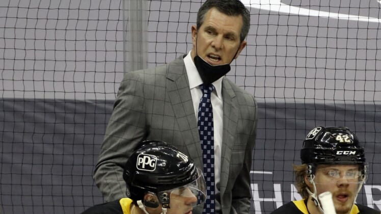 Pittsburgh Penguins Coach Mike Sullivan Out Due To COVID-19 Protocols