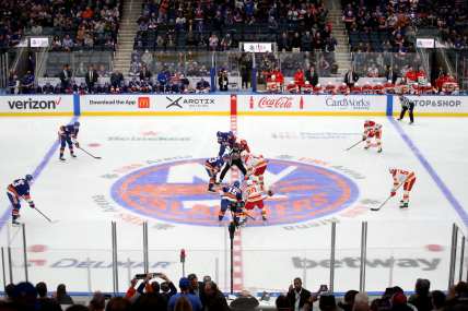 With seven New York Islanders in COVID-19 protocols, why didn’t games get postponed sooner?