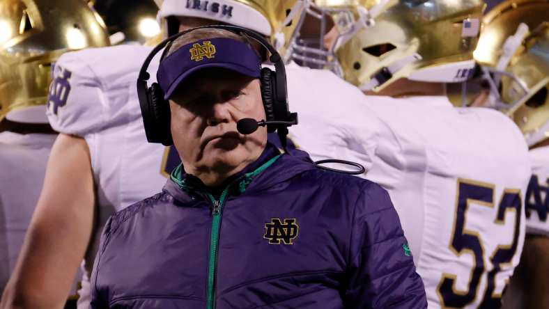 Notre-dame-head-coach-Brian-Kelly