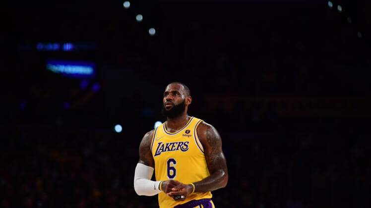 LeBron-James-Los-Angeles-Lakers