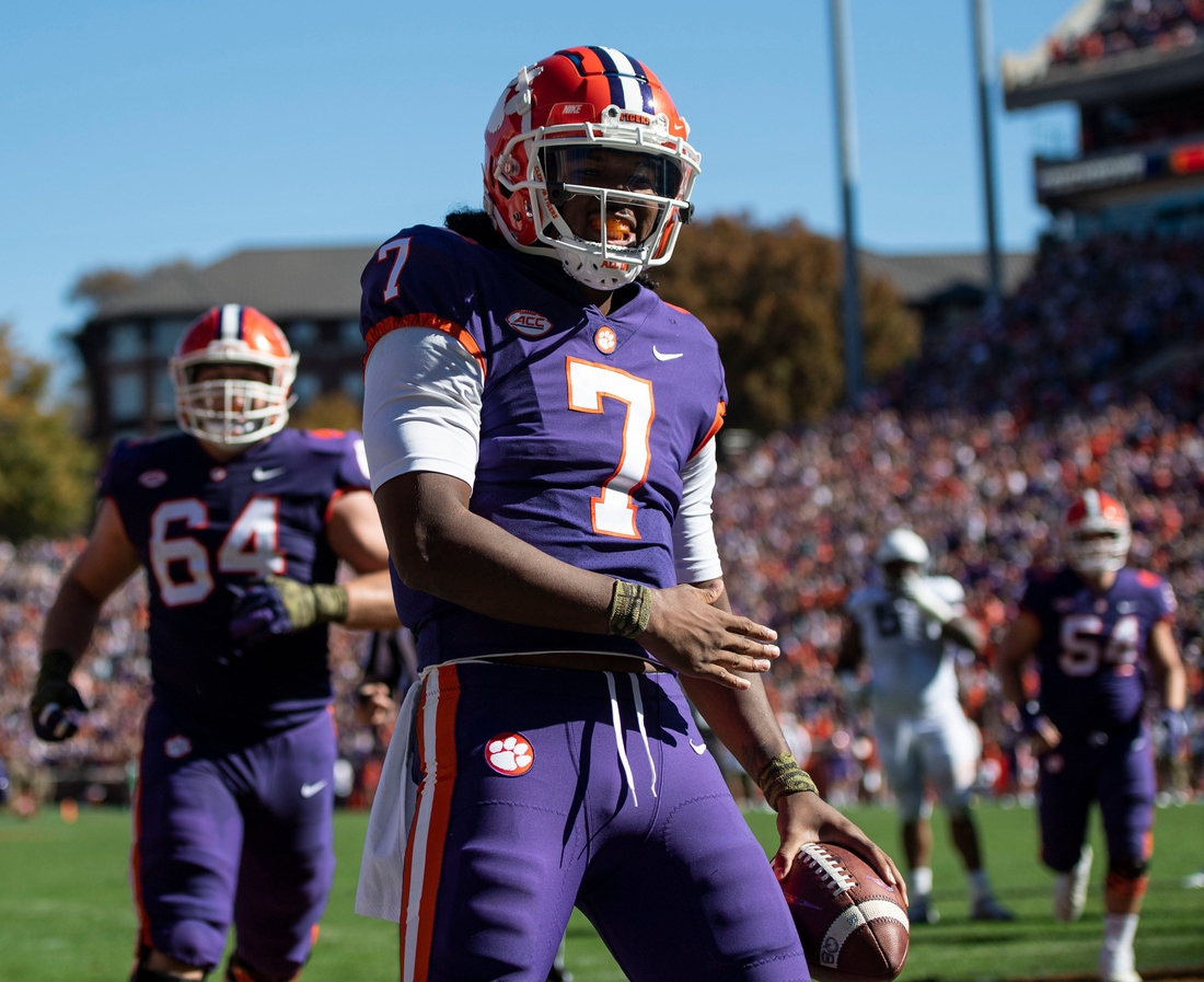 Clemson Tigers Taisun Phommachanh (7) celebrates after scoring a touchdown against Uconn during the second quarter at Memorial Stadium Saturday, Nov. 13, 2021.

Jg Clemsonvsconnecticut 111321 013