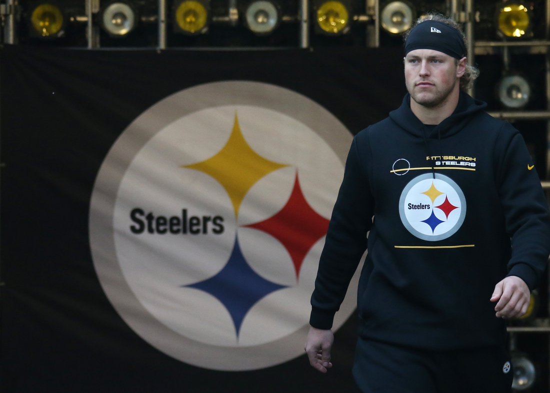 Nov 14, 2021; Pittsburgh, Pennsylvania, USA;  Pittsburgh Steelers inside linebacker Robert Spillane (41) takes the field to warm up before he game against the Detroit Lions at Heinz Field. Mandatory Credit: Charles LeClaire-USA TODAY Sports