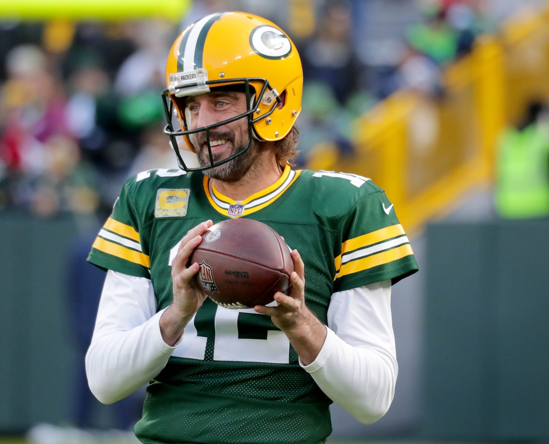 Green Bay Packers quarterback Aaron Rodgers (12) warms up before the Green Bay Packers play the Seattle Seahawks at Lambeau Field in Green Bay on Sunday, Nov. 14, 2021.

Mjs 211114 Packers Seahawks 00382