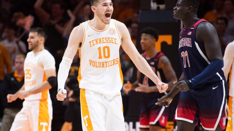 Tennessee forward John Fulkerson (10) celebrates a play during a basketball game between the Tennessee Volunteers and the Arizona Wildcats at Thompson-Boling Arena in Knoxville, Tenn., on Wednesday, Dec. 22, 2021.Kns Vols Arizona Hoops Bp