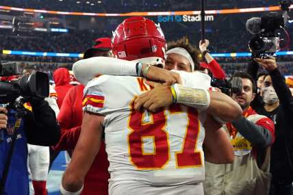 Kansas City Chiefs tight end Travis Kelce out Week 16 with COVID-19